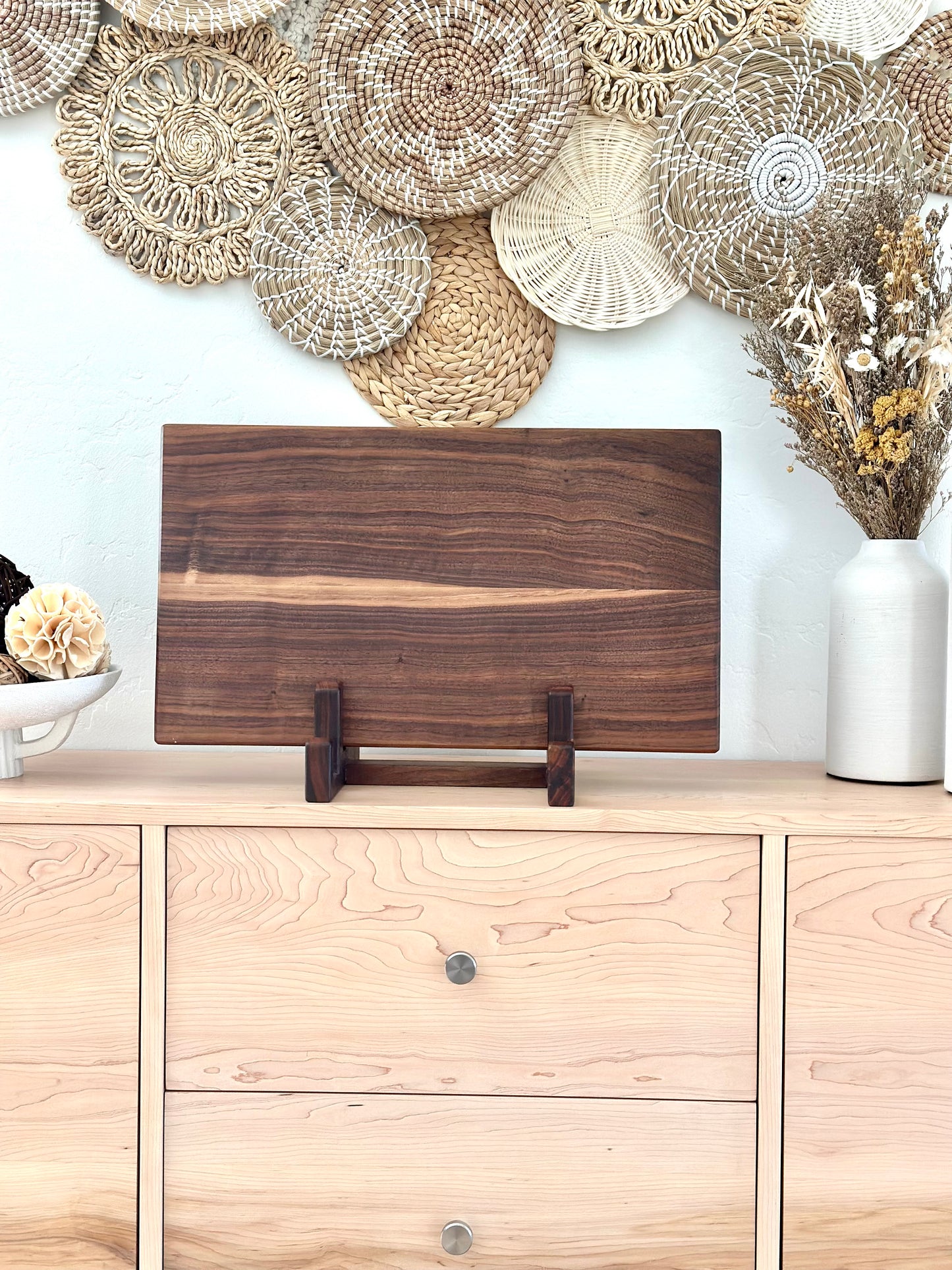 Bonobuilt walnut cutting board No. 001, 22×13 in, reverse side — handcrafted in Visalia, California