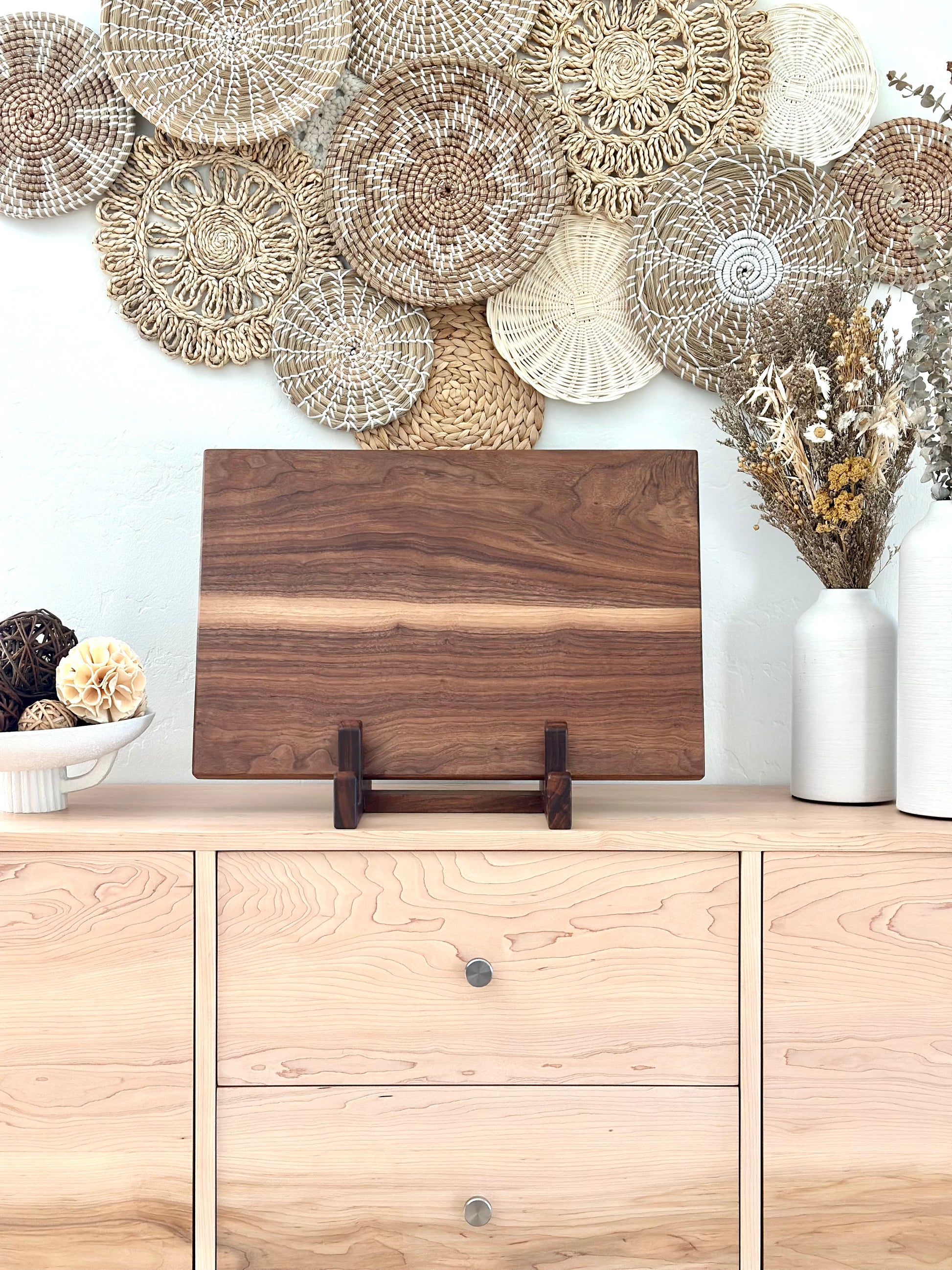 Bonobuilt walnut cutting board No. 004 Lite, 23×15 in, reverse side showing slim profile — handcrafted in Visalia, California
